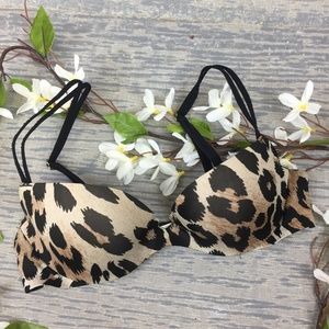 Victoria's Secret Intimates & Sleepwear - Victoria Secret animal print very sexy bra Victoria's Secret Intimates & Sleepwear - Victoria Secret animal print very sexy bra
